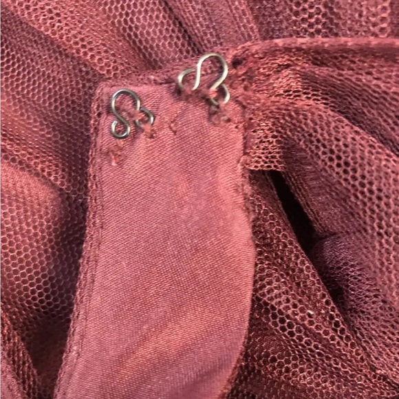 Women’s David’s Bridal Burgundy Halter Long Maxi Dress Size 8 - Picture 11 of 12